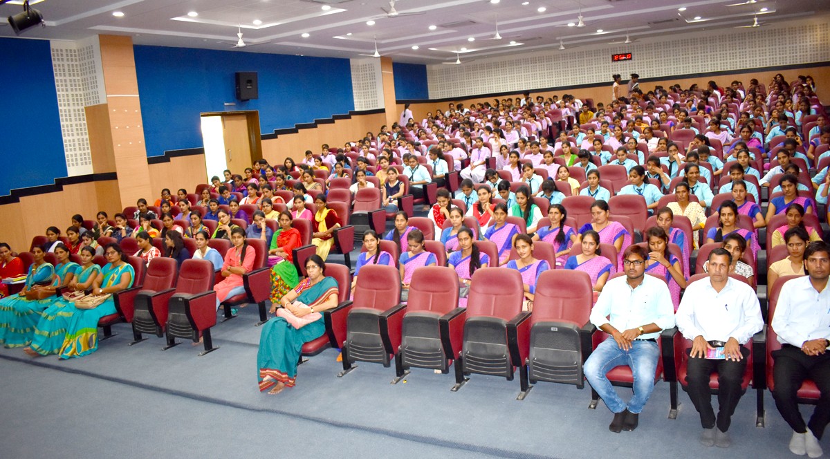 Auditorium &mdash; Photo 4