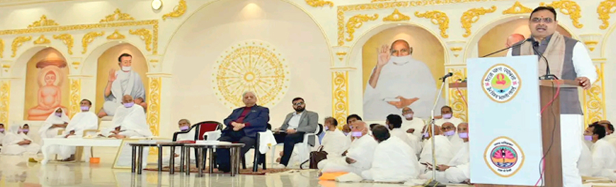 मुख्यमंत्री का किया गया विश्वविद्यालय में स्वागत